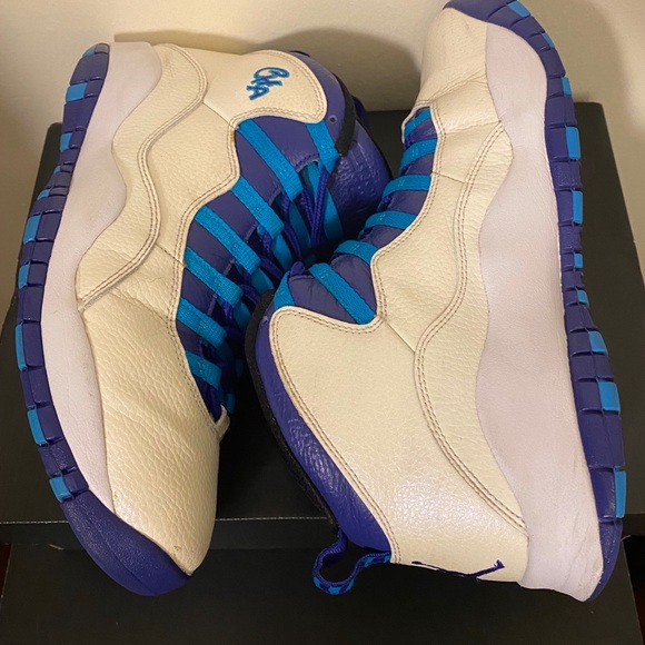 Air Jordan 10 "Hornets" Size 10 - Picture 5 of 5